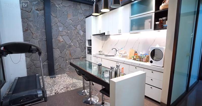 Youtube.com/TAULANY TV